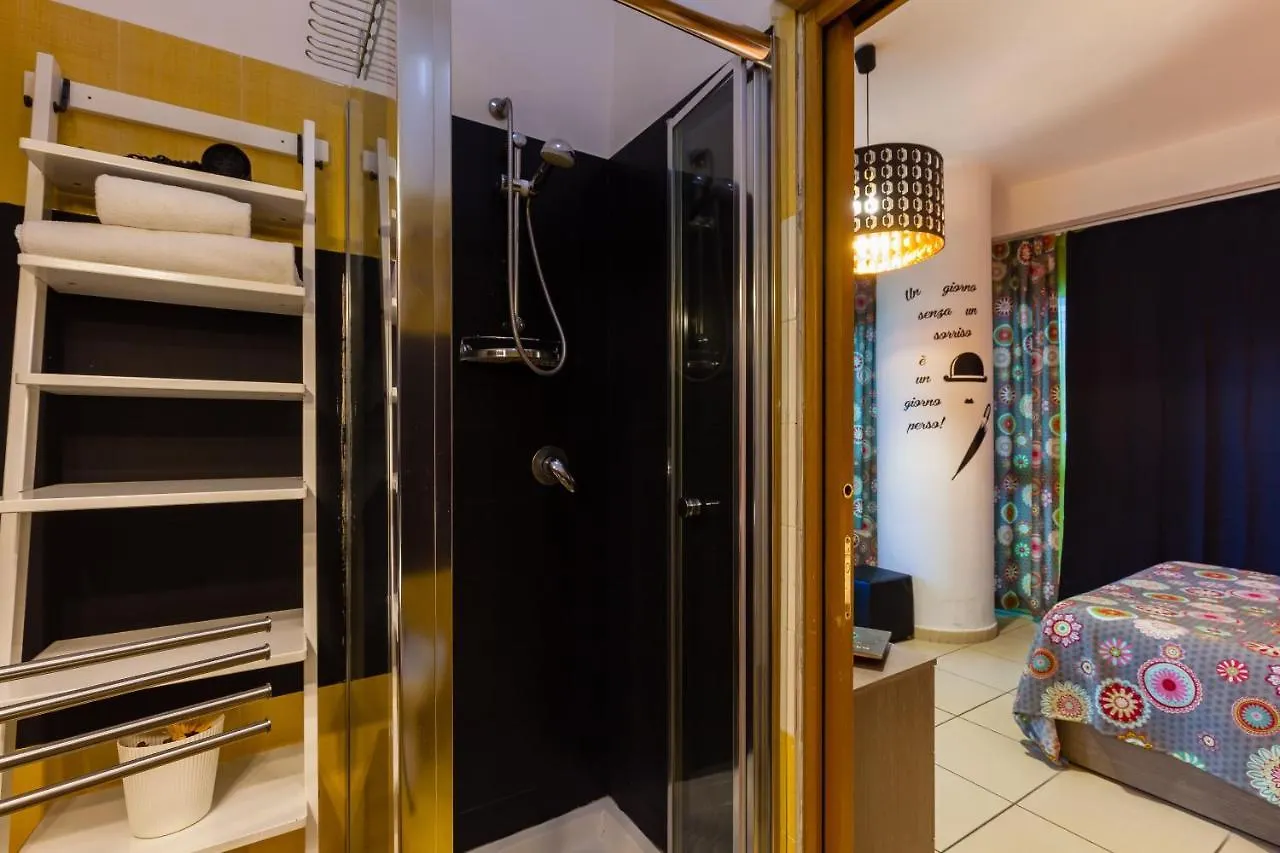 Marina Resart Rooms & Suite Неаполь Италия