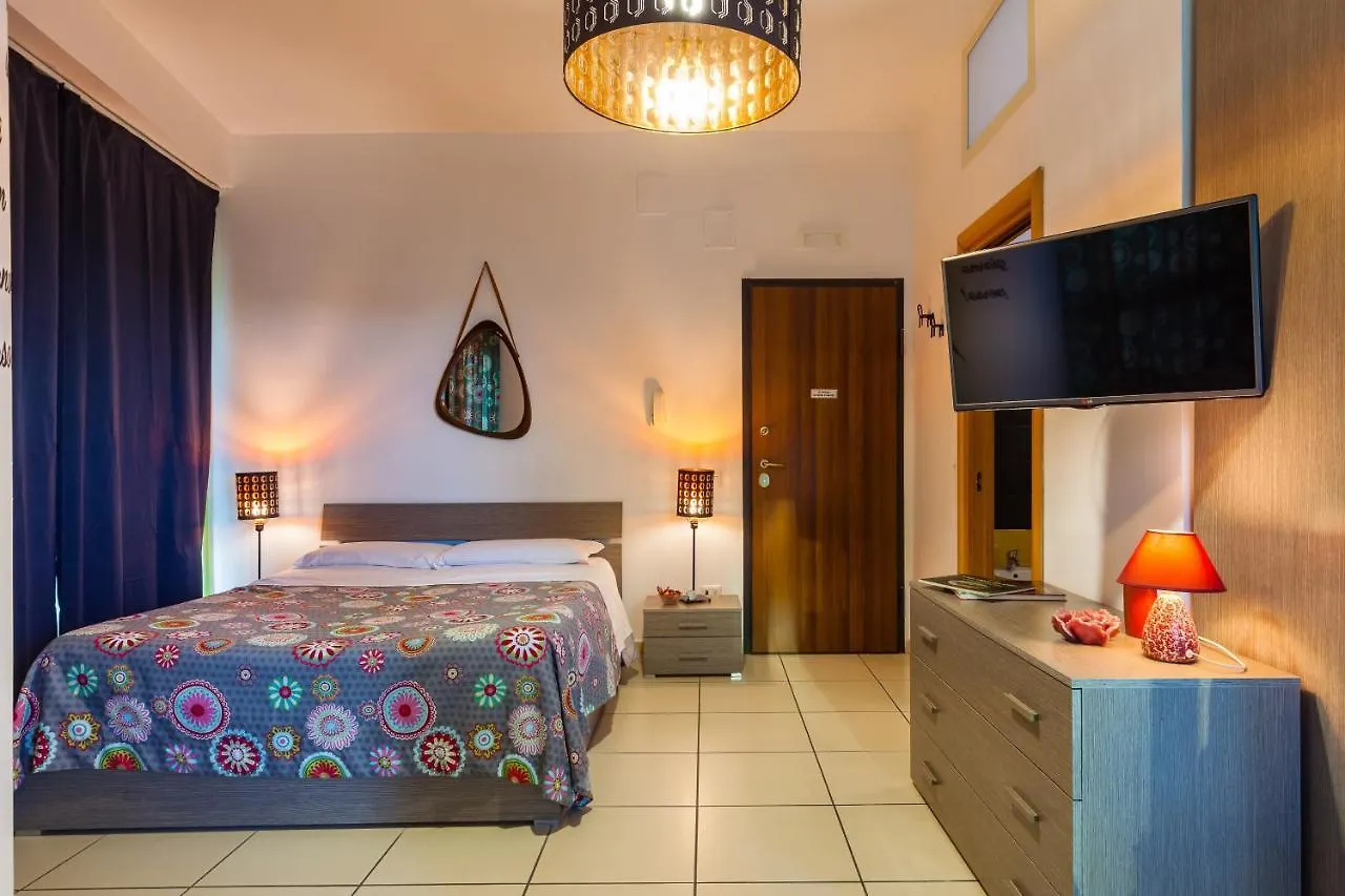 Marina Resart Rooms & Suite Неаполь 0*,  Италия