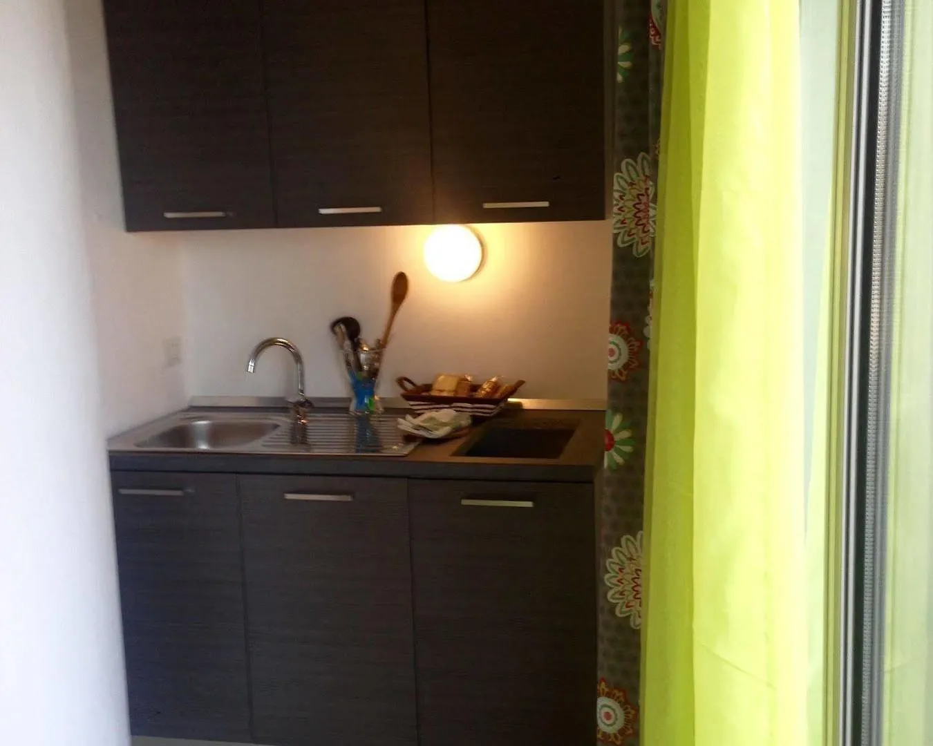 Marina Resart Rooms & Suite 0*, Naples